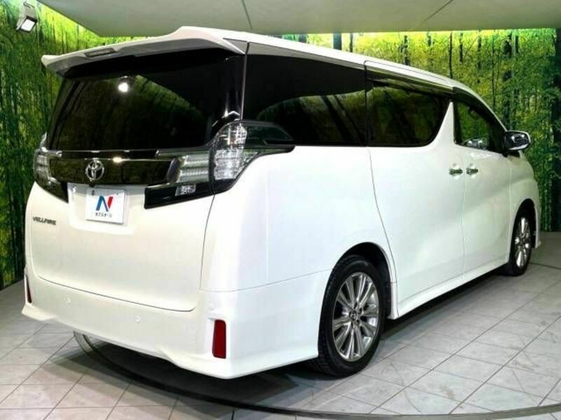 VELLFIRE-17
