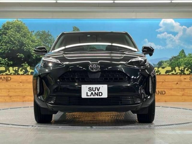 YARIS CROSS-14