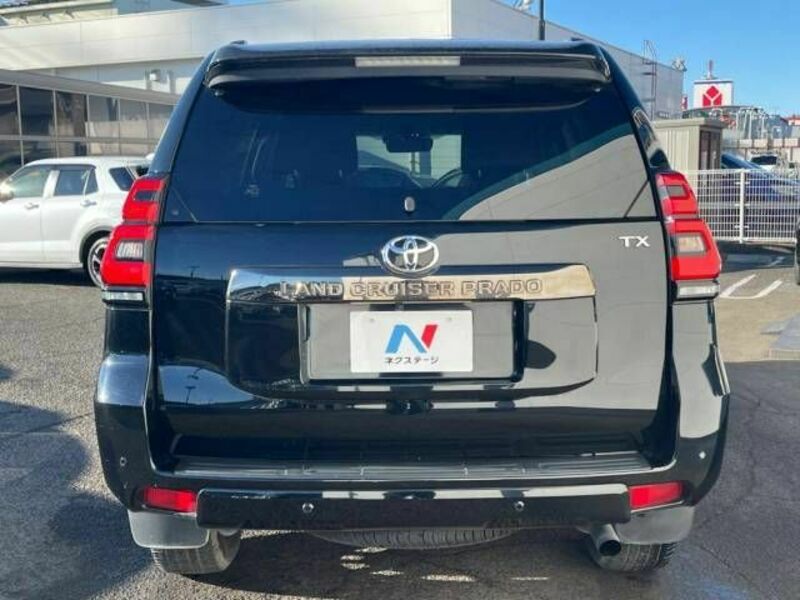LAND CRUISER PRADO-16