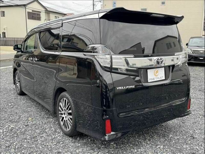 VELLFIRE-20