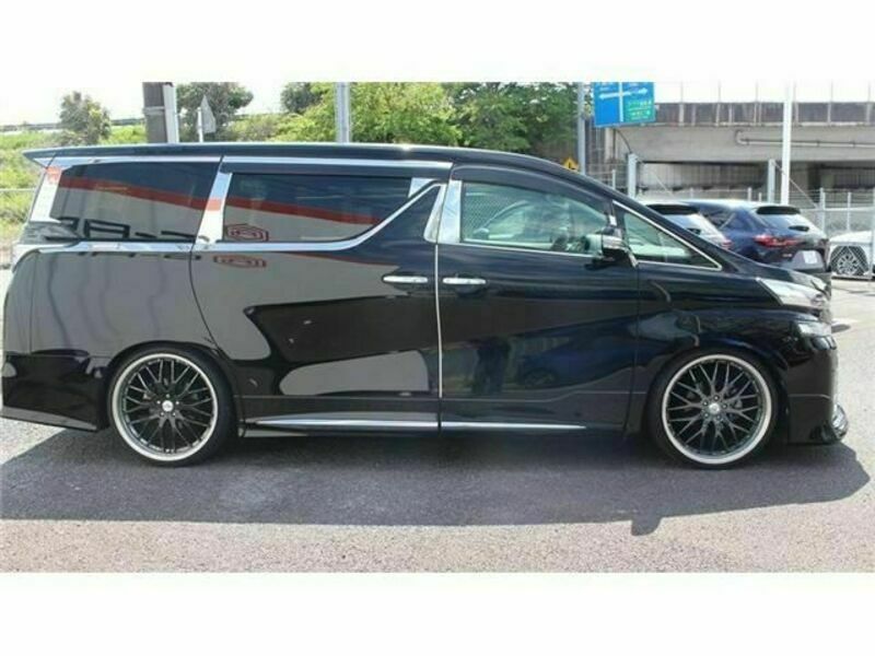 VELLFIRE-2