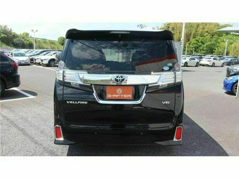 VELLFIRE-3