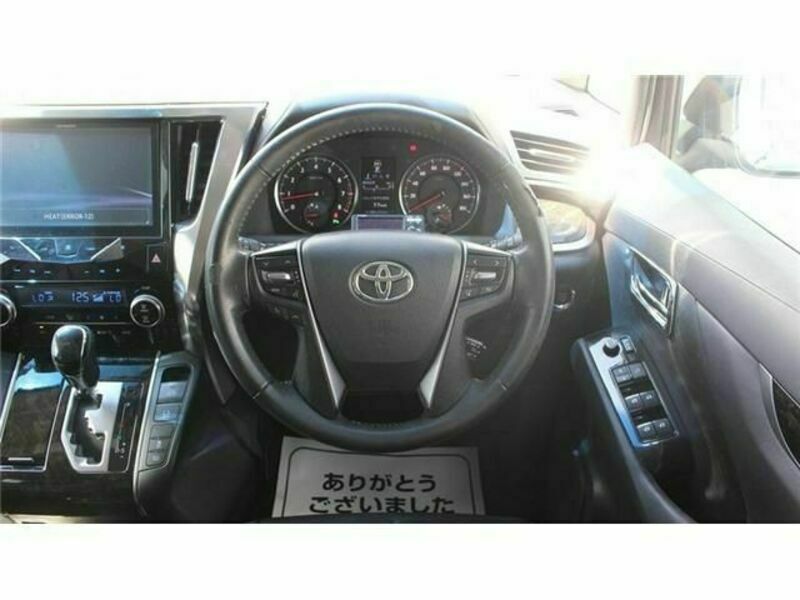 VELLFIRE-12