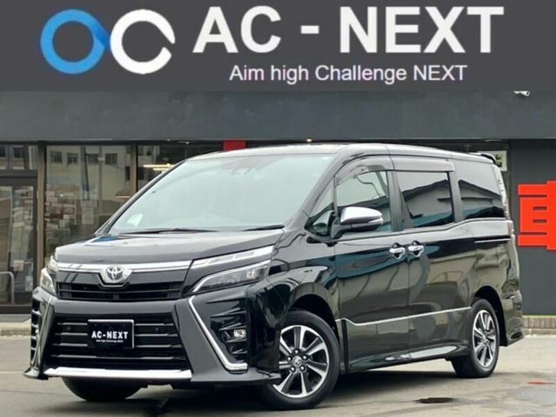 TOYOTA　VOXY