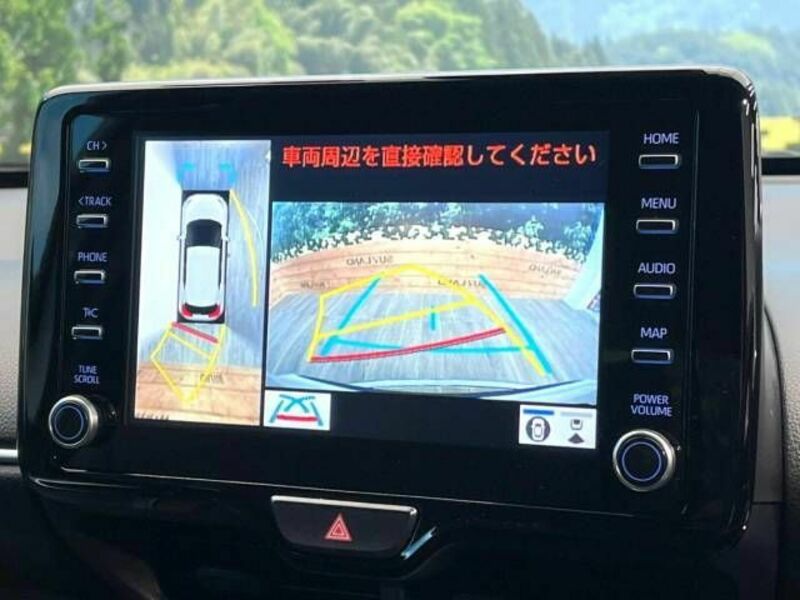 YARIS CROSS-3