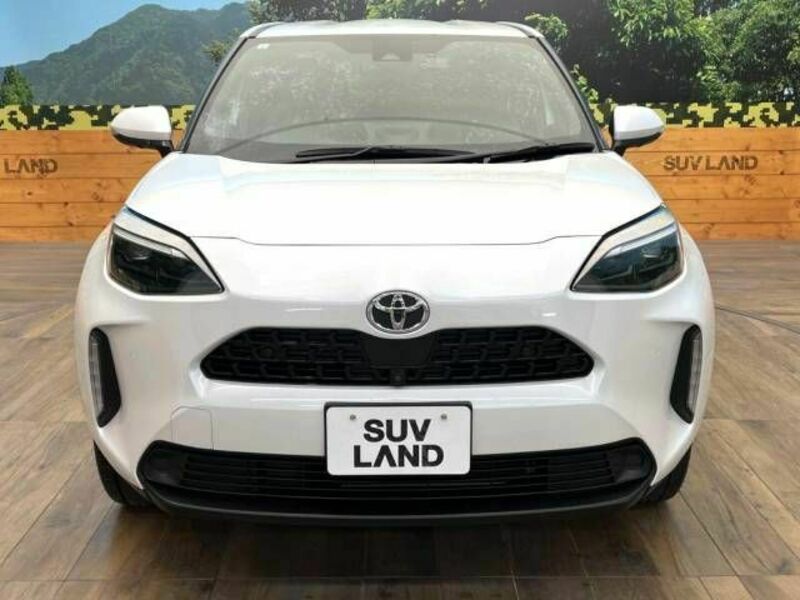 YARIS CROSS-14