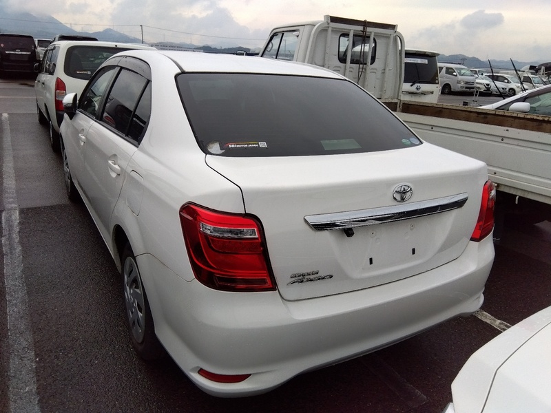COROLLA AXIO