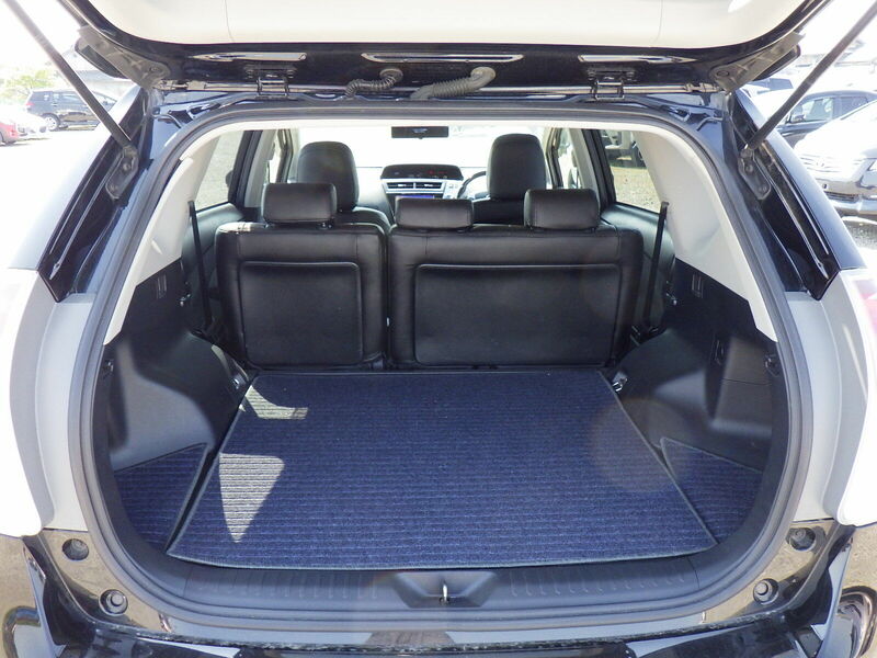 PRIUS ALPHA