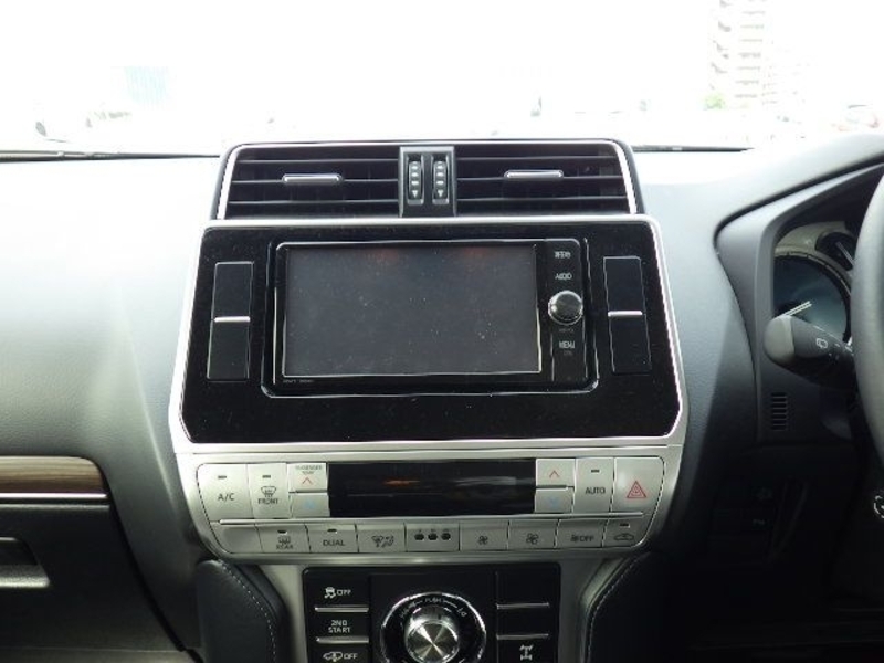 LAND CRUISER PRADO-12
