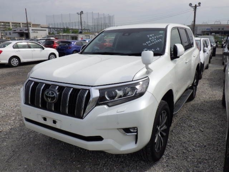 TOYOTA　LAND CRUISER PRADO