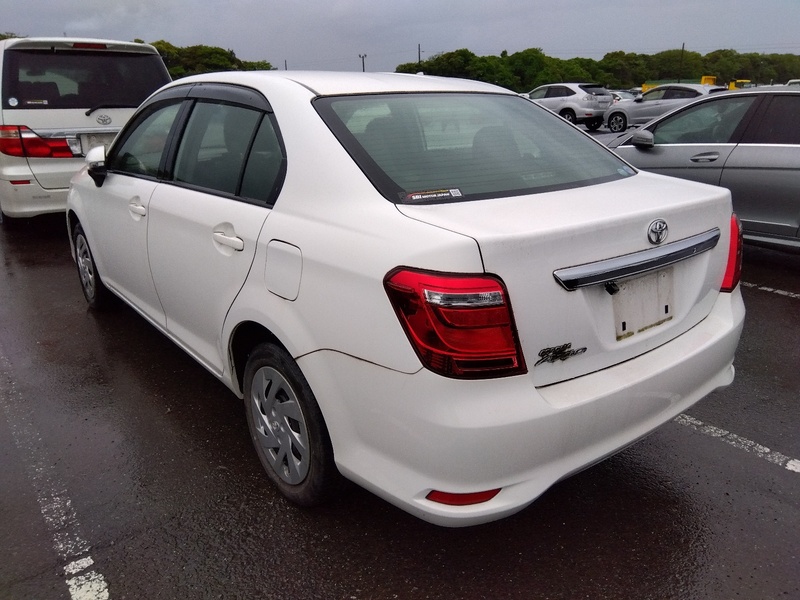 COROLLA AXIO
