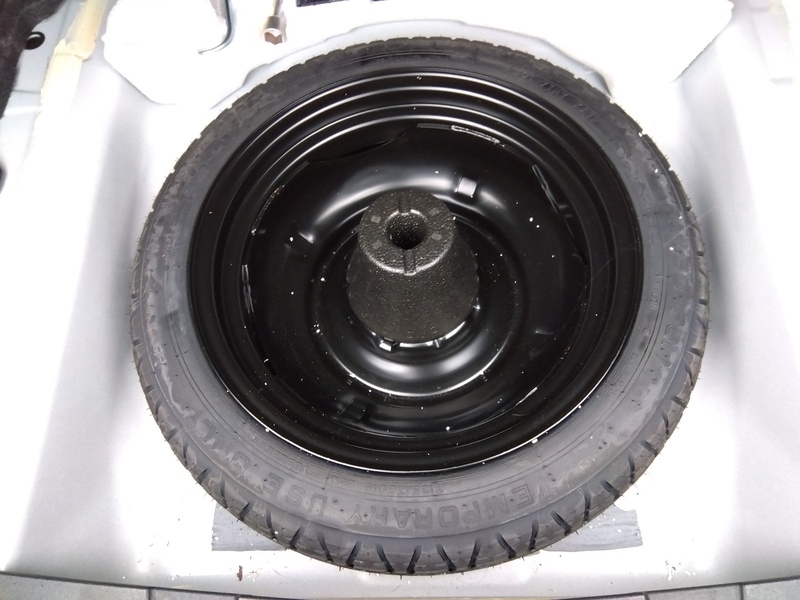 COROLLA AXIO