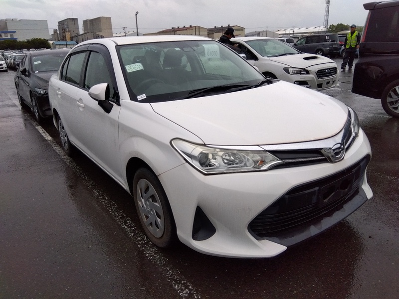 COROLLA AXIO