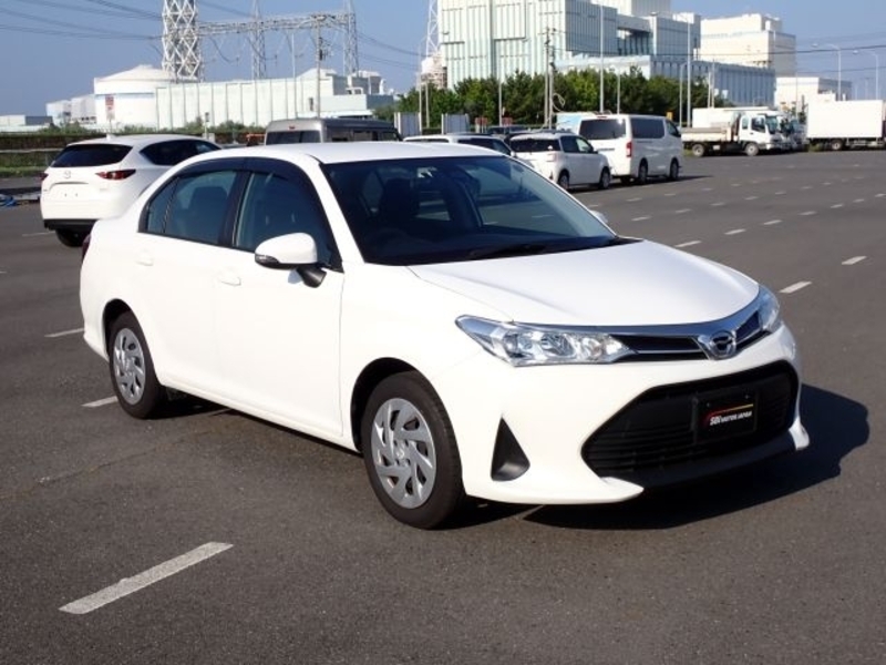 COROLLA AXIO