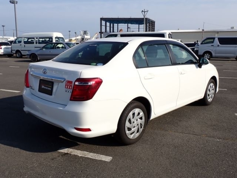 COROLLA AXIO