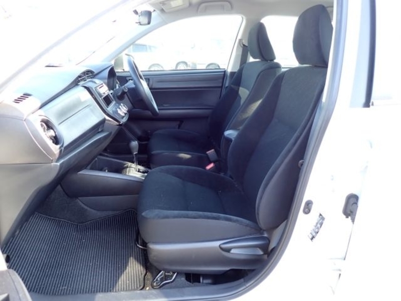 COROLLA AXIO