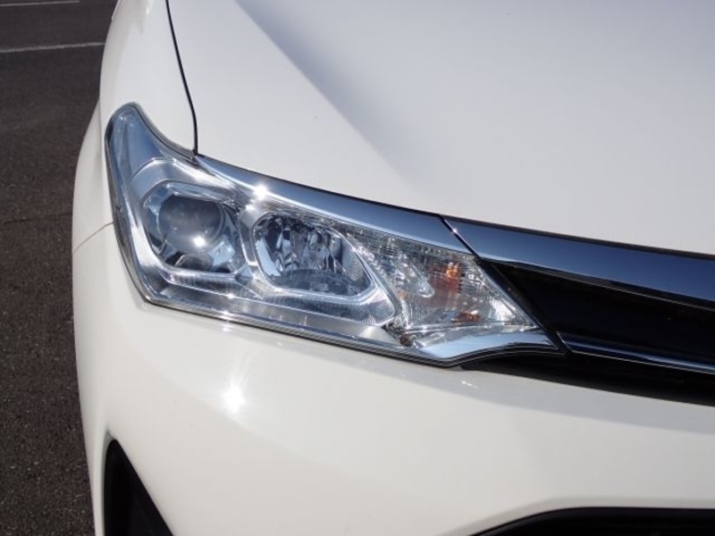 COROLLA AXIO