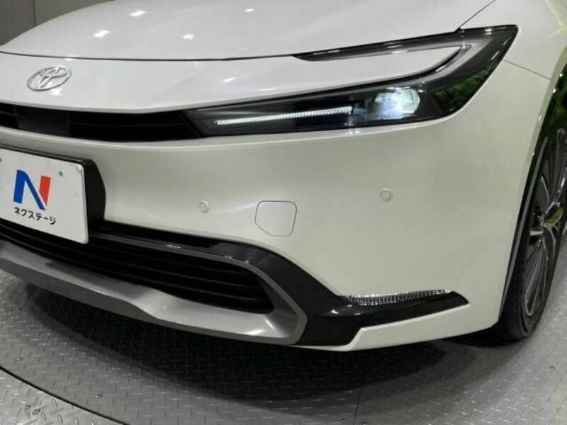 PRIUS-11