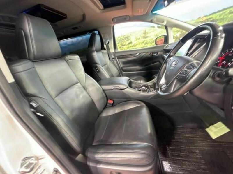 VELLFIRE-7