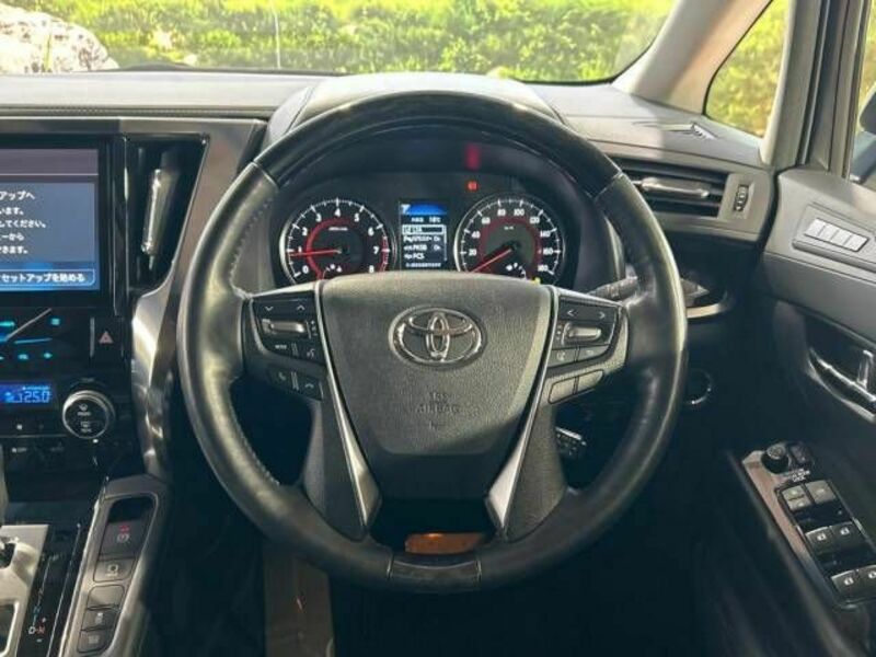 VELLFIRE-11