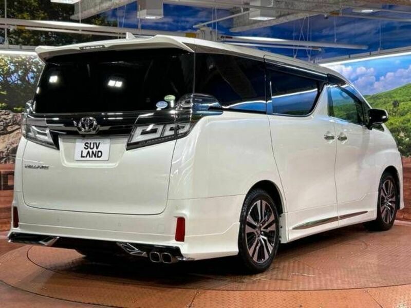VELLFIRE-17