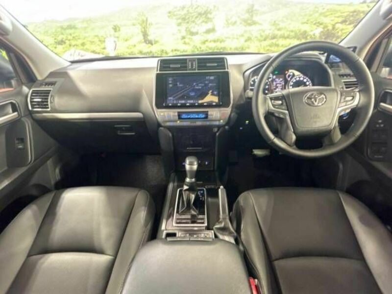 LAND CRUISER PRADO-1