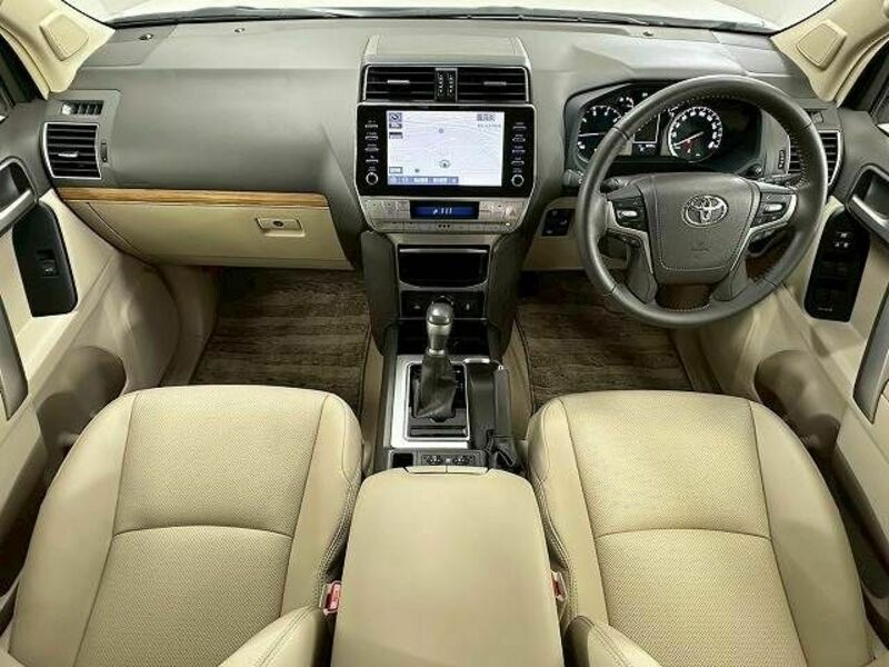 LAND CRUISER PRADO-1