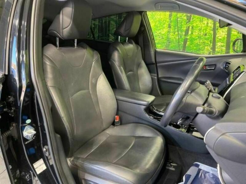 PRIUS-8