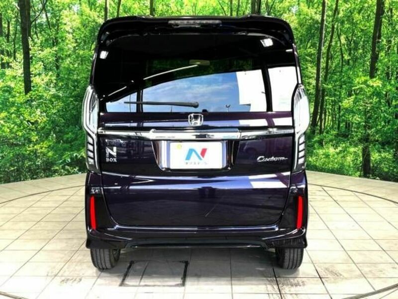 N BOX CUSTOM-17