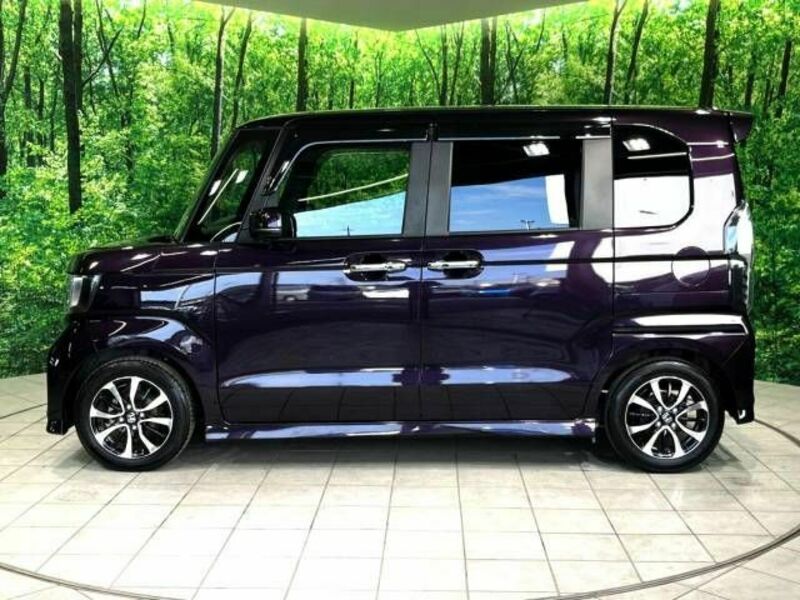 N BOX CUSTOM-18