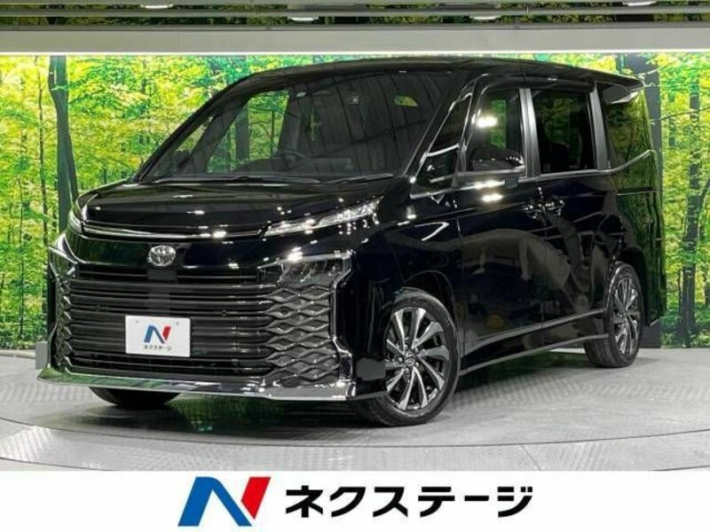 TOYOTA　VOXY