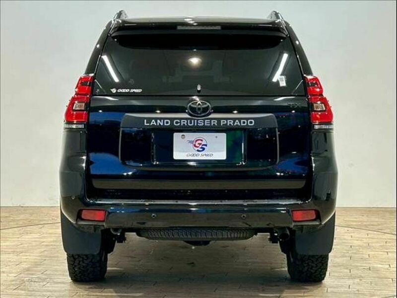 LAND CRUISER PRADO-12
