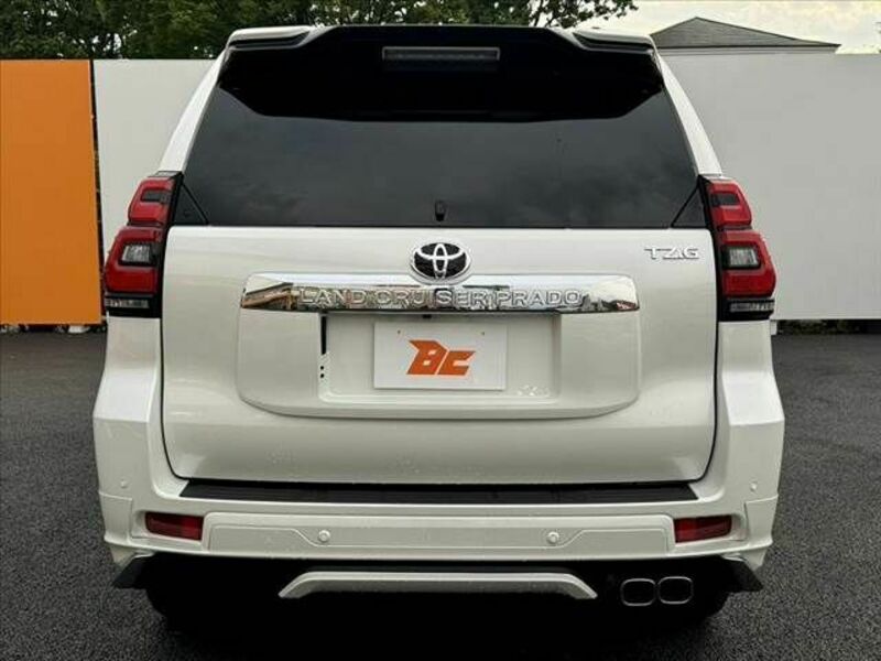 LAND CRUISER PRADO-13
