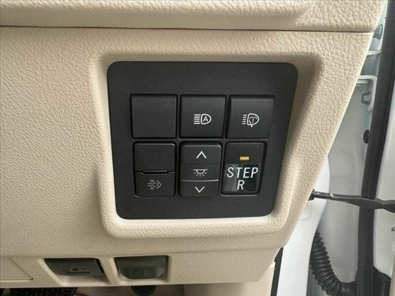 LAND CRUISER PRADO-22