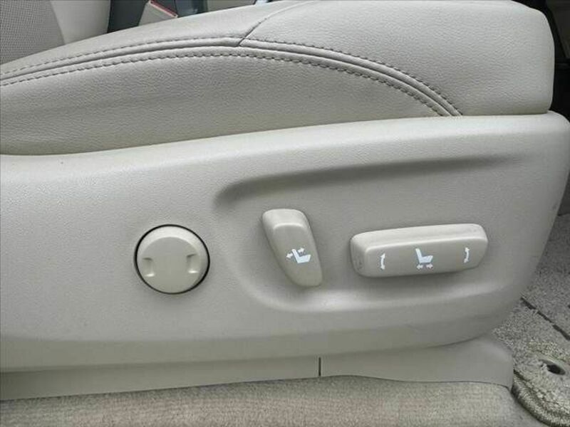 LAND CRUISER PRADO-24