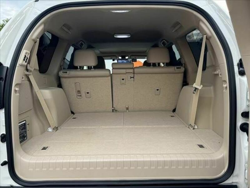 LAND CRUISER PRADO-28