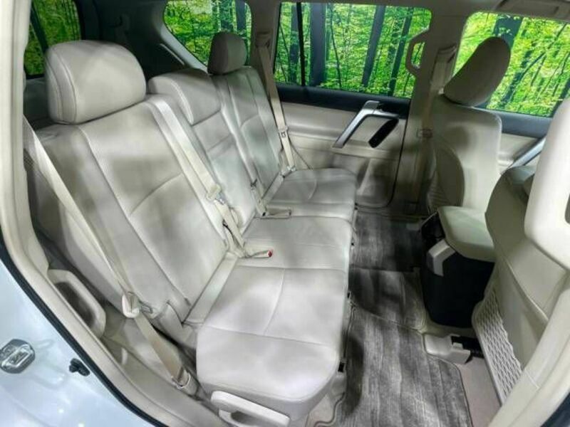 LAND CRUISER PRADO-8