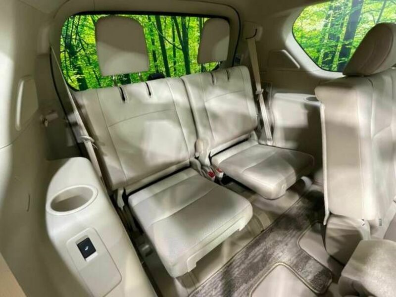 LAND CRUISER PRADO-9