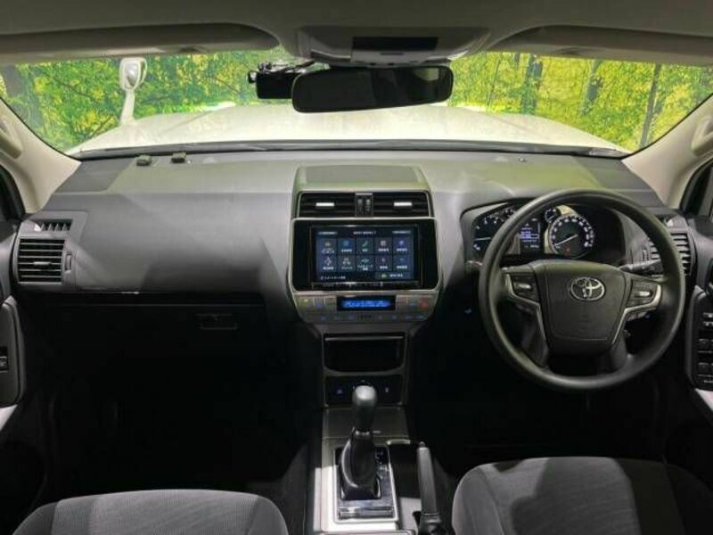 LAND CRUISER PRADO-1