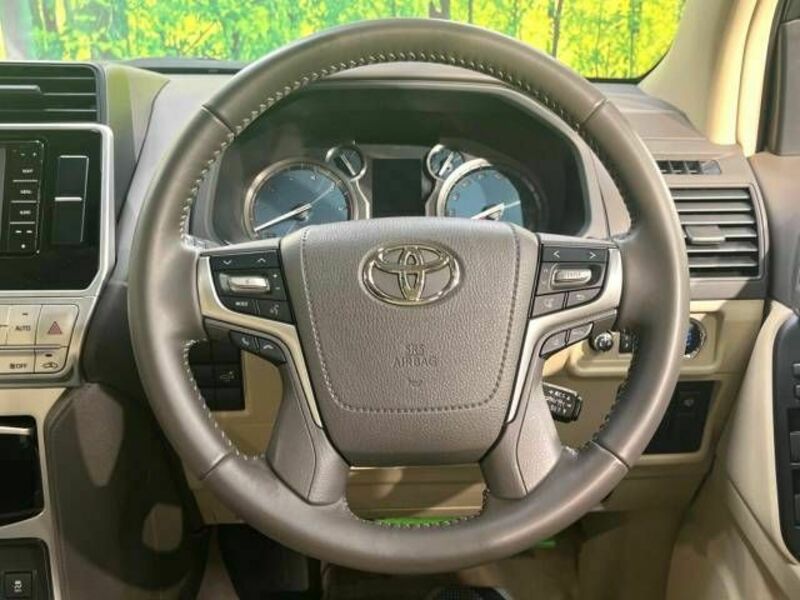 LAND CRUISER PRADO-11