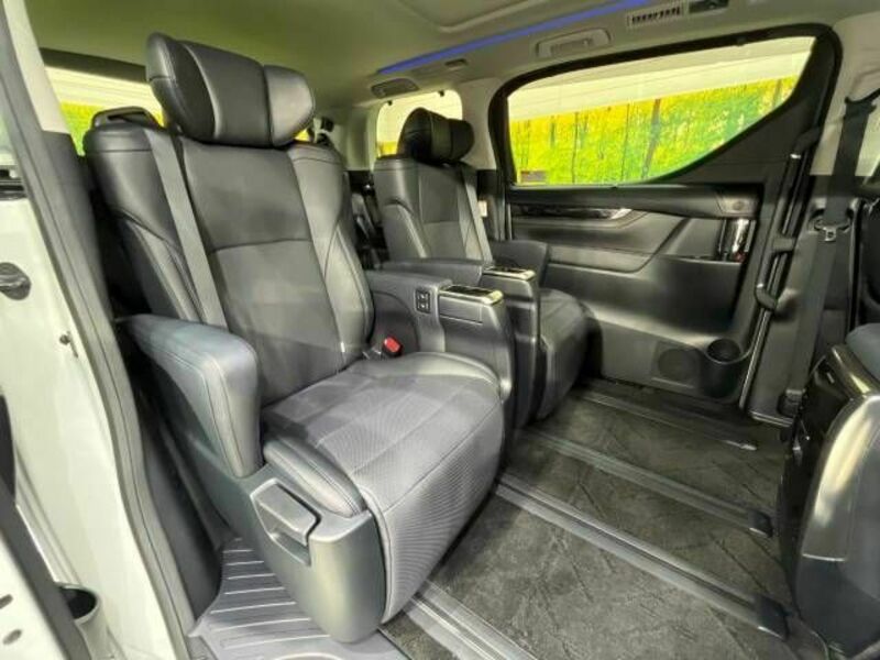 ALPHARD-8