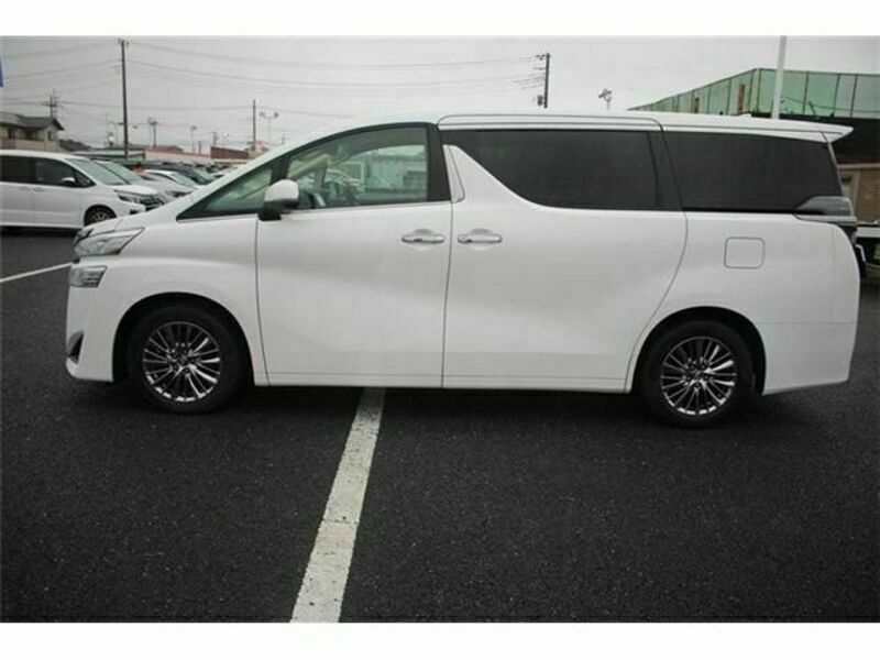 VELLFIRE-8