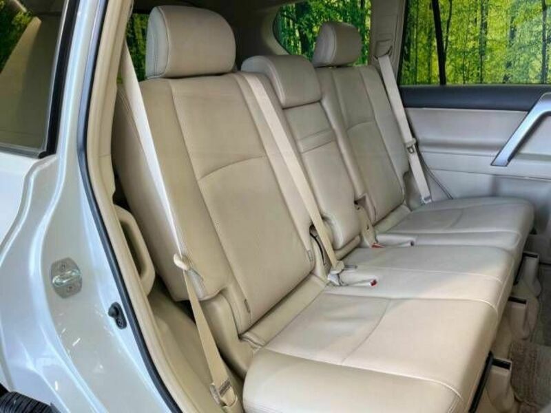 LAND CRUISER PRADO-8