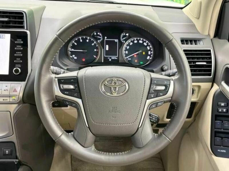 LAND CRUISER PRADO-11