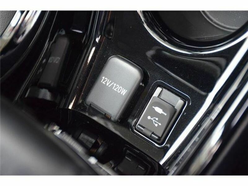 PRIUS PHV-11