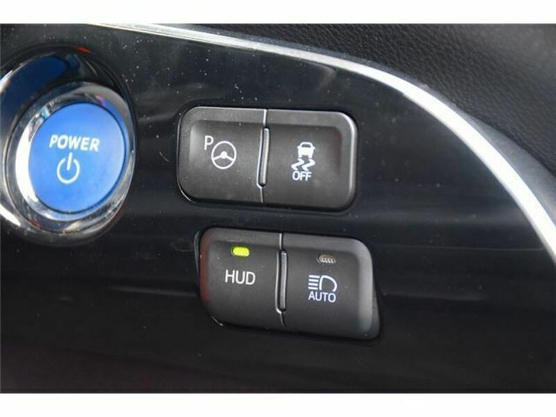 PRIUS PHV-19