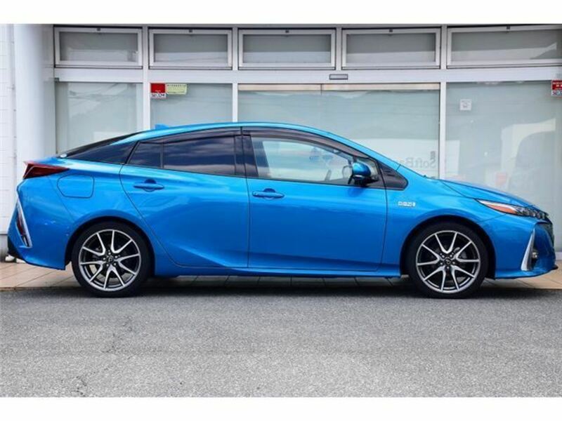 PRIUS PHV-37