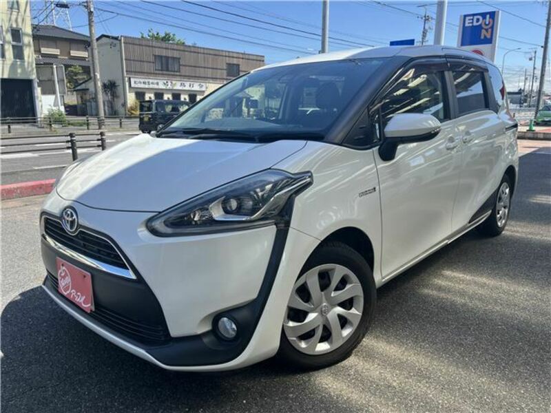 TOYOTA　SIENTA