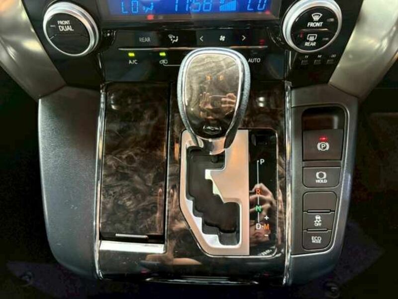 ALPHARD-11