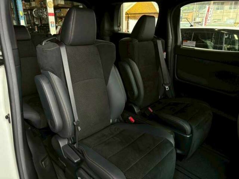 ALPHARD-18